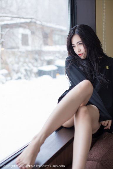 “创作才子”严爵约会京城歌迷唱新歌 粉丝直接坐上台无死角聆听“PG模拟器在线”(图3) PG模拟器